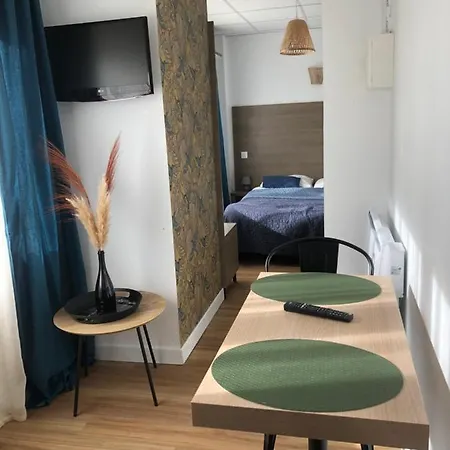 Aparthotel Cosyade Equipee D'un Parking Prive Gratuit Bourbourg