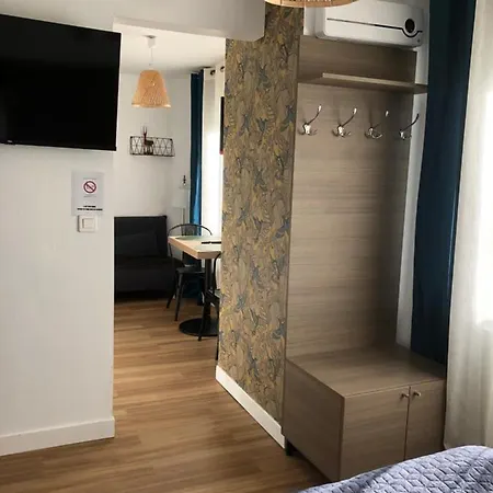 Cosyade Equipee D'un Parking Prive Gratuit 3* Bourbourg