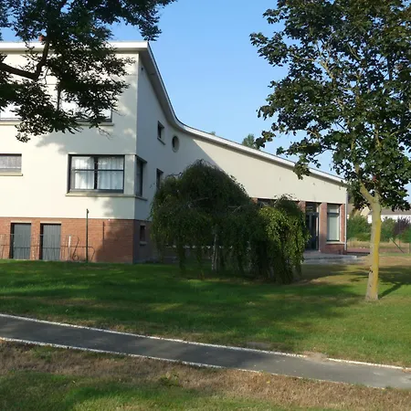 Cosyade Equipee D'un Parking Prive Gratuit Aparthotel 3*