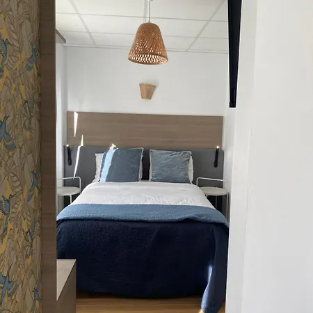 Cosyade Equipee D'un Parking Prive Gratuit Aparthotel Bourbourg