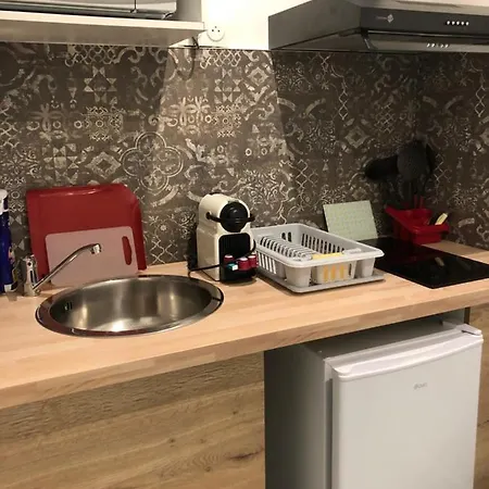 Aparthotel Résidence Cosyade équipée D'un Parking Privé Gratuit Bourbourg