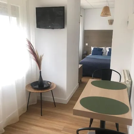 Cosyade Equipee D'un Parking Prive Gratuit 3* Bourbourg