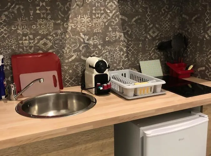 Aparthotel Cosyade Equipee D'un Parking Prive Gratuit Bourbourg