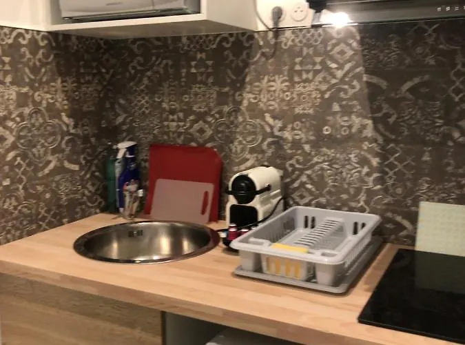 Cosyade Equipee D'un Parking Prive Gratuit Aparthotel Bourbourg