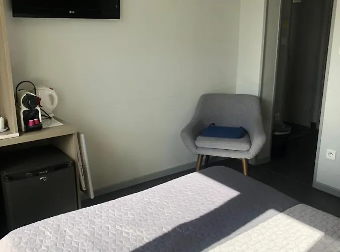 Cosyade Equipee D'un Parking Prive Gratuit Bourbourg