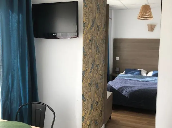 Cosyade Equipee D'un Parking Prive Gratuit Bourbourg