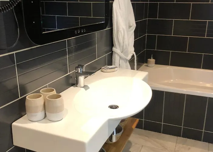 Cosyade Equipee D'un Parking Prive Gratuit