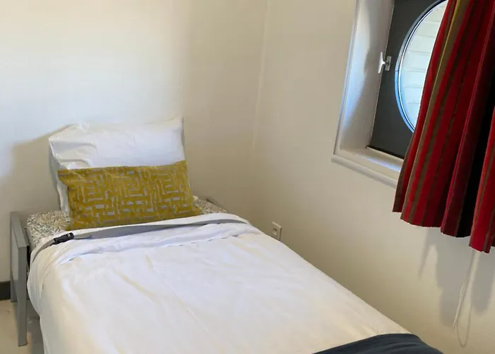 Cosyade Equipee D'un Parking Prive Gratuit Aparthotel Bourbourg